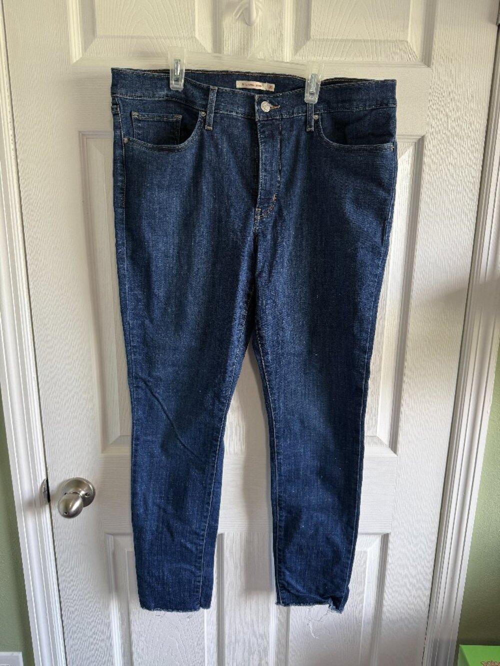 Levi's 311 Shaping Skinny Women's Jeans Size 33 Raw Hem